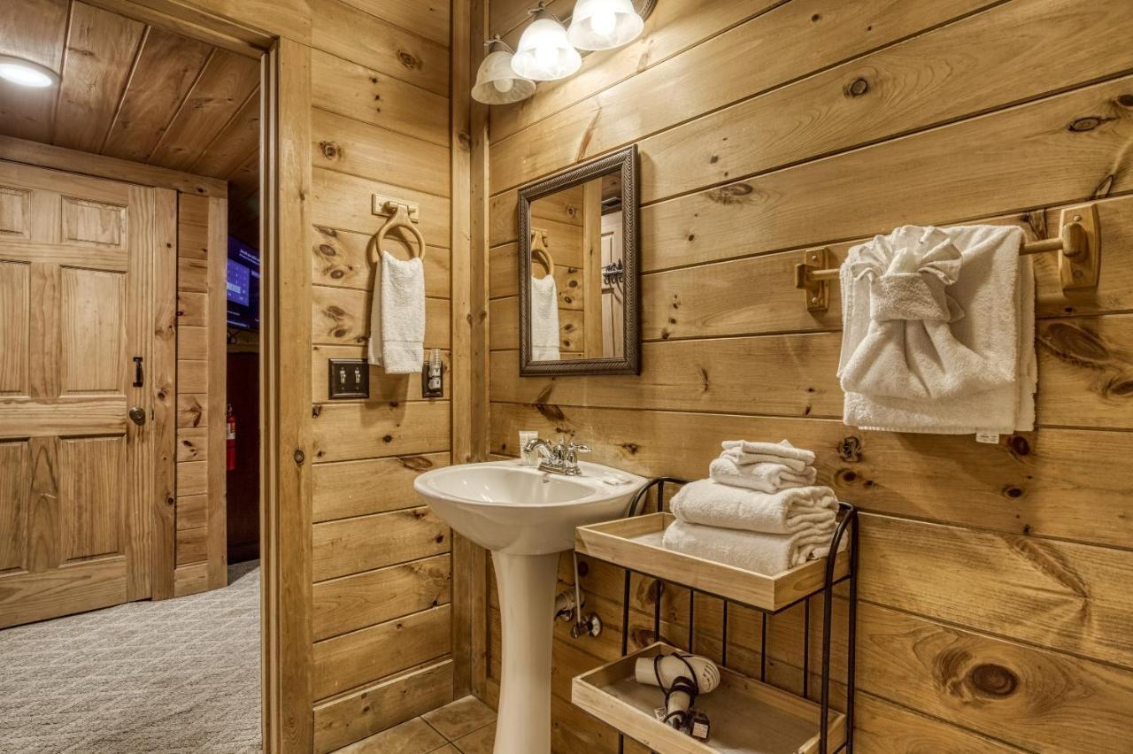 Bridgewood Cabin, Hot Tub, 1089 Of Free Attraction Tickets For Each Paid Day, Dollywood And More! ピジョンフォージ エクステリア 写真